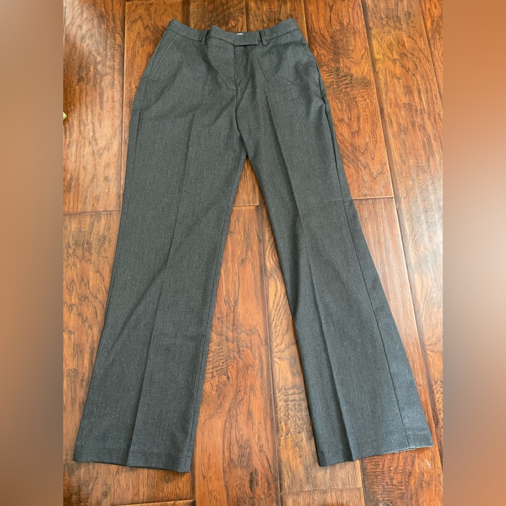 LIKE NEW TH Gray Dress Pants - Size 8